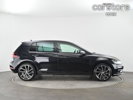 2019 Volkswagen Golf - photo 2