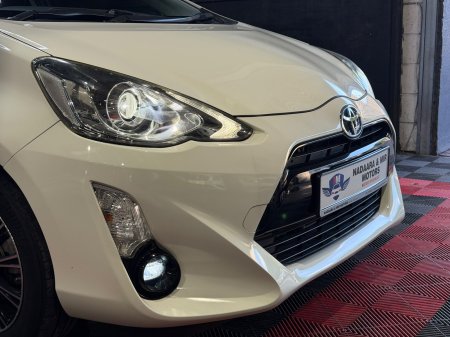 2015 Toyota Aqua - photo 9