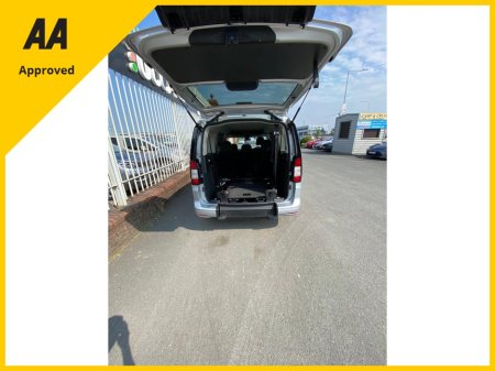 2023 Ford Tourneo Connect - photo 12