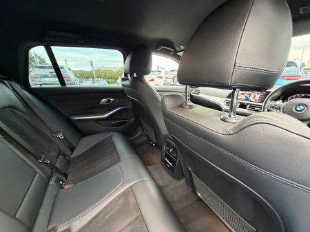 2021 BMW 3-Series - photo 33