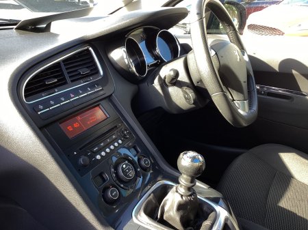 2014 Peugeot 5008 - photo 20
