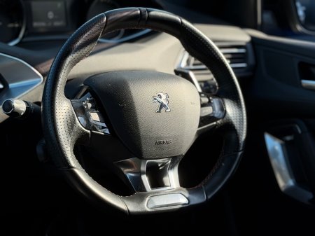 2020 Peugeot 308 - photo 12