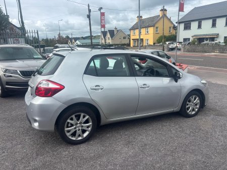 2011 Toyota Auris - photo 3