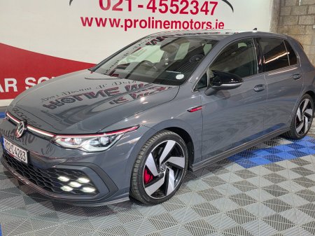 2021 Volkswagen Golf - photo 2