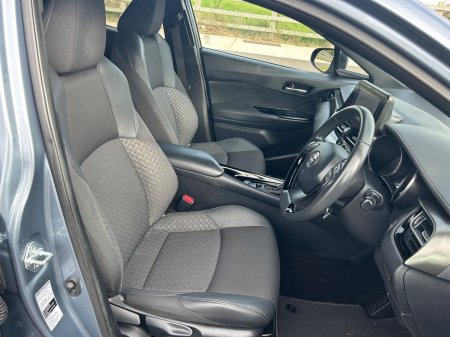 2022 Toyota C-HR - photo 15