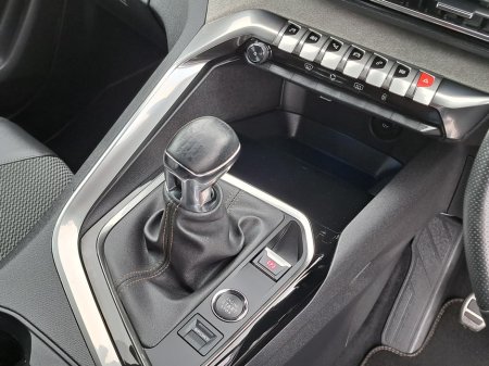 2023 Peugeot 5008 - photo 28