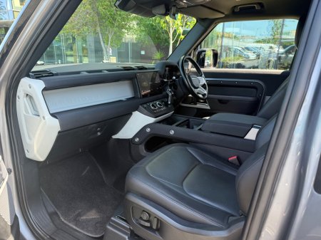 2023 Land Rover Defender - photo 6