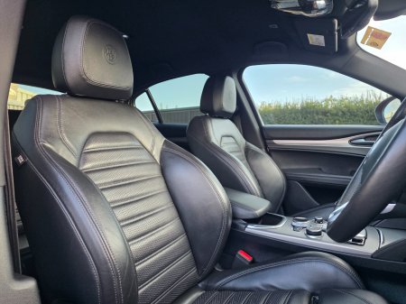 2022 Alfa Romeo Stelvio - photo 14