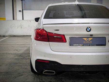 2020 BMW 5-Series - photo 15