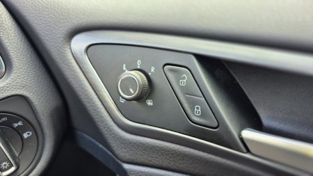2019 Volkswagen Golf - photo 28