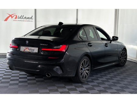 2022 BMW 3-Series - photo 4