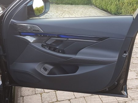 2026 BMW M5 - photo 21