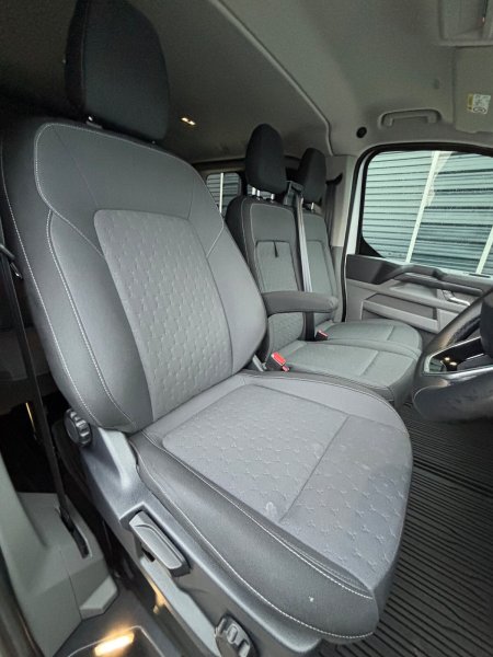 2025 Ford Transit Custom - photo 46
