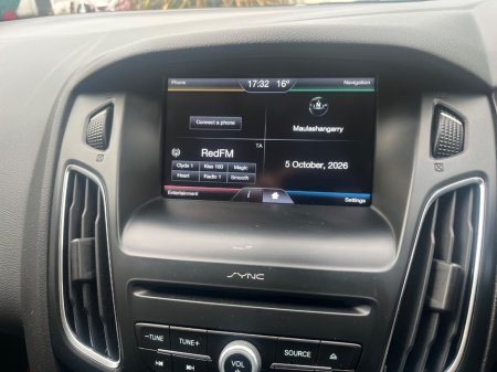 2016 Ford Focus - photo 11