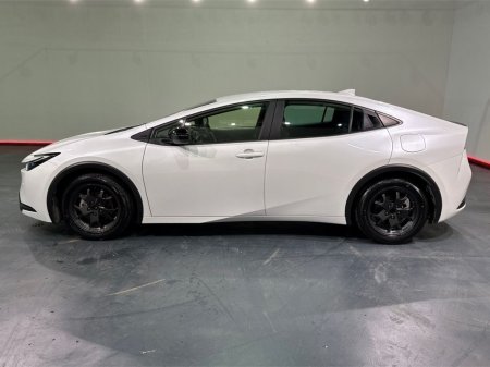 2024 Toyota Prius - photo 6