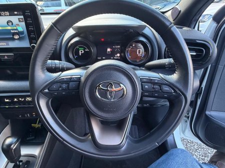 2022 Toyota Yaris - photo 7