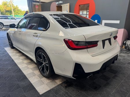 2023 BMW 3-Series - photo 5