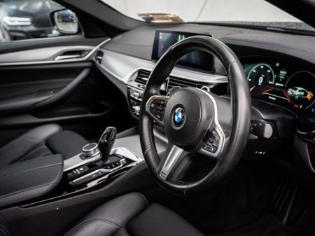 2019 BMW 5-Series - photo 6