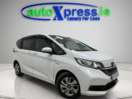 2019 Honda Freed HYBRID G Automatic, 6 Seat Reversing camera
