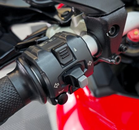2011 DUCATI Multistrada - photo 26