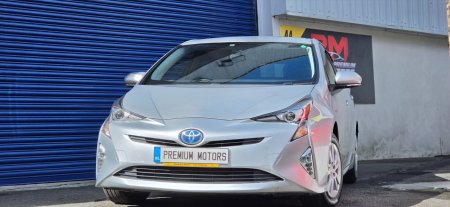 2015 Toyota Prius - photo 2