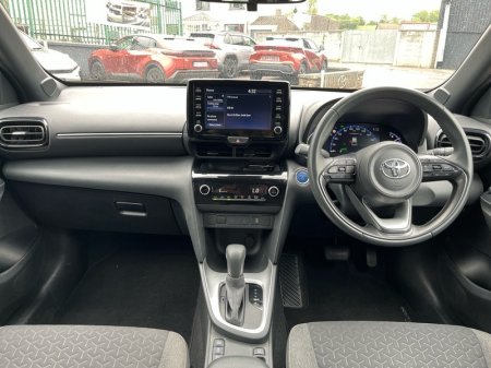 2024 Toyota Yaris Cross - photo 8