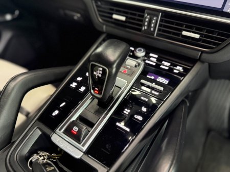 2020 Porsche Cayenne - photo 36