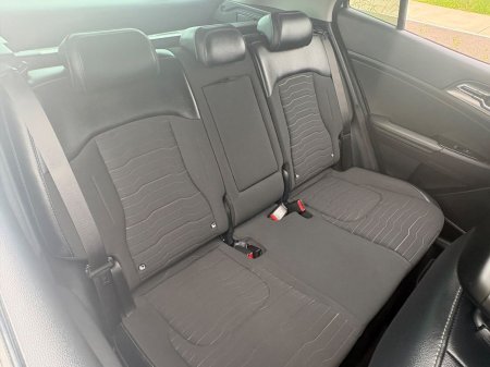 2023 Kia Sportage - photo 10