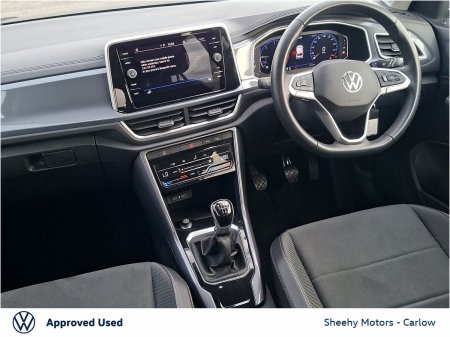 2023 Volkswagen T-Roc - photo 2