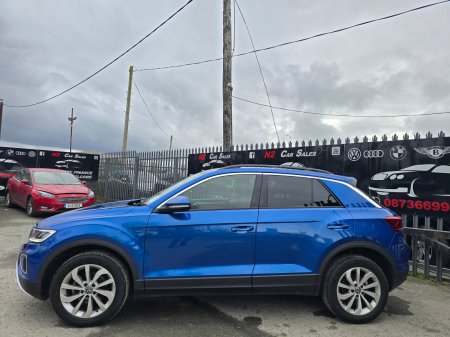 2024 Volkswagen T-Roc - photo 5