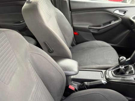 2017 Ford Focus - photo 9