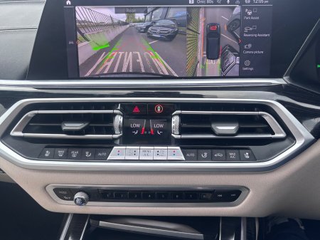 2019 BMW X7 - photo 14