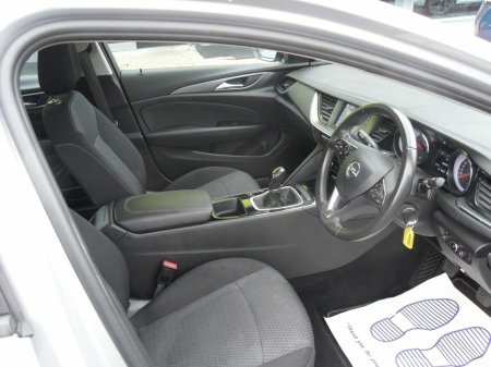 2022 Opel Insignia - photo 6