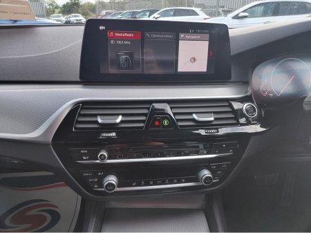 2020 BMW 5-Series - photo 15