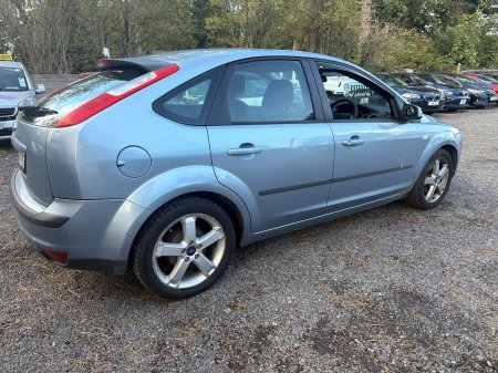 2006 Ford Focus - photo 6