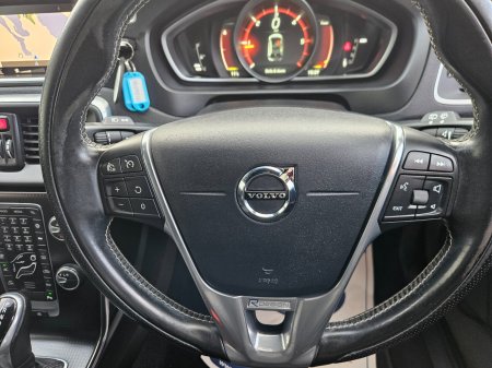 2017 Volvo V40 - photo 13