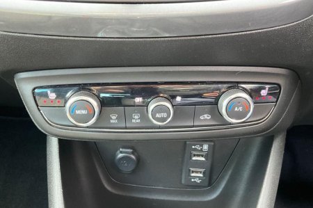 2022 Vauxhall Crossland - photo 28