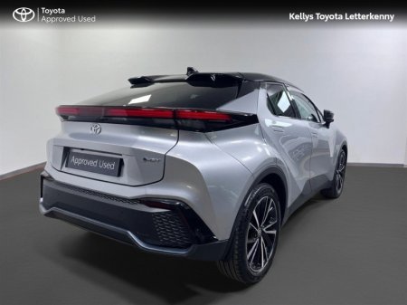 2024 Toyota C-HR - photo 2