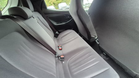 2022 Toyota Yaris - photo 16
