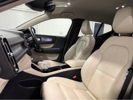 2022 Volvo XC40 - photo 38