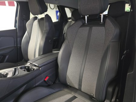 2021 Peugeot 3008 - photo 9