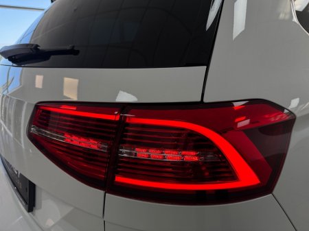 2018 Volkswagen Passat - photo 21
