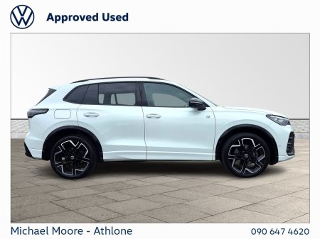 2025 Volkswagen Tiguan - photo 10
