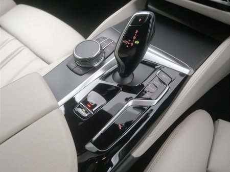 2024 BMW 5-Series - photo 10