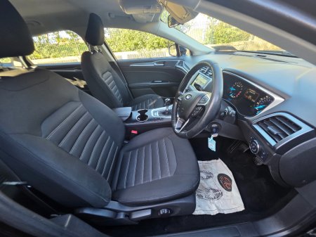 2017 Ford Mondeo - photo 10