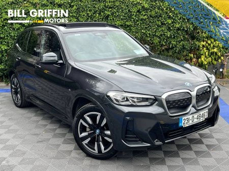 2023 BMW iX3 M-SPORT AUTO // OPENING PAN ROOF // LEATHER HEATED M-SPORT SEATS // APPLE CARPLAY/ANDROID AUTO