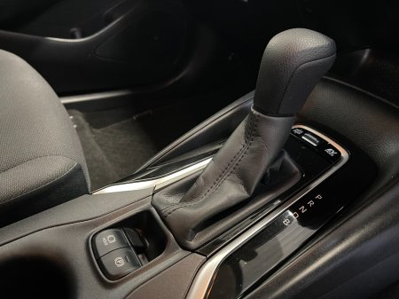 2020 Toyota Corolla - photo 13