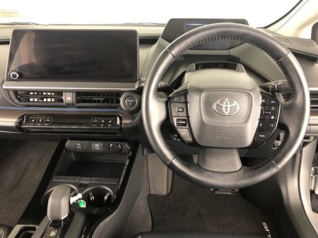 2024 Toyota Prius - photo 10