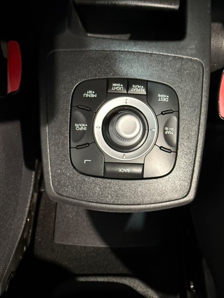 2015 Renault Grand Scenic - photo 17