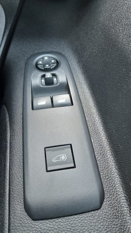 2021 Vauxhall Combo - photo 12